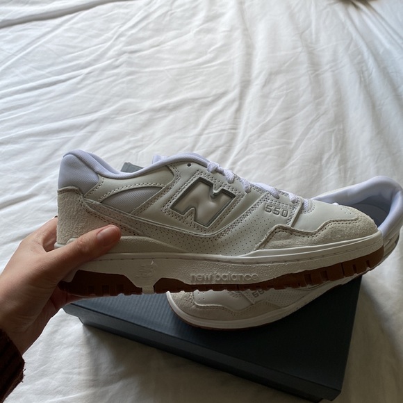 NEW BALANCE 550 // 8.5 W - Picture 2 of 4